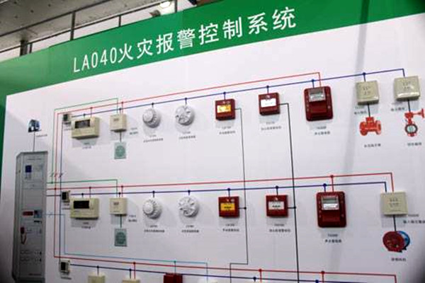 出現(xiàn)火警時(shí),樓宇控制系統(tǒng)如何快速做出反應(yīng)? 出現(xiàn)火警時(shí),樓宇控制系統(tǒng)如何快速做出反應(yīng)?